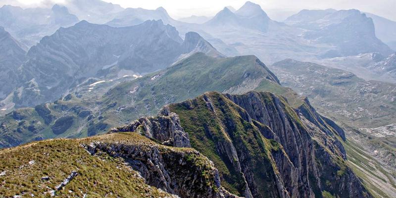 新利马精密加工转型之路:工业自动化背后的网络安全防线如何筑牢?